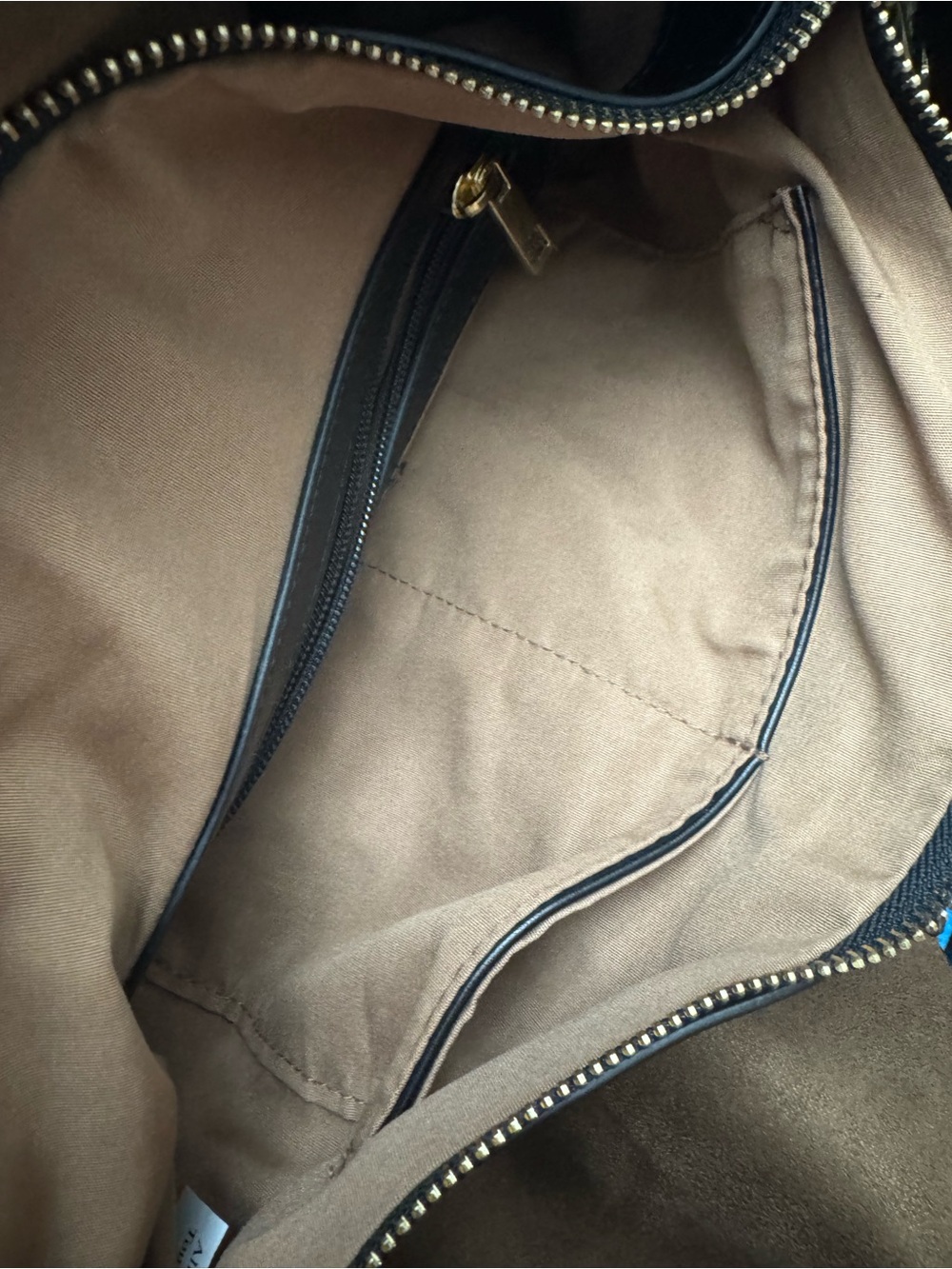 Sondra Roberts Black Vegan Leather Tote Bag - Picture 8 of 8